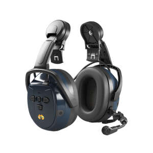Hellberg Xstream multipoint kypäräkiinnityksellä